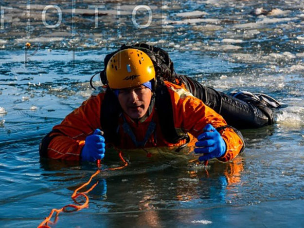 autoratownictwo-na-lodzie